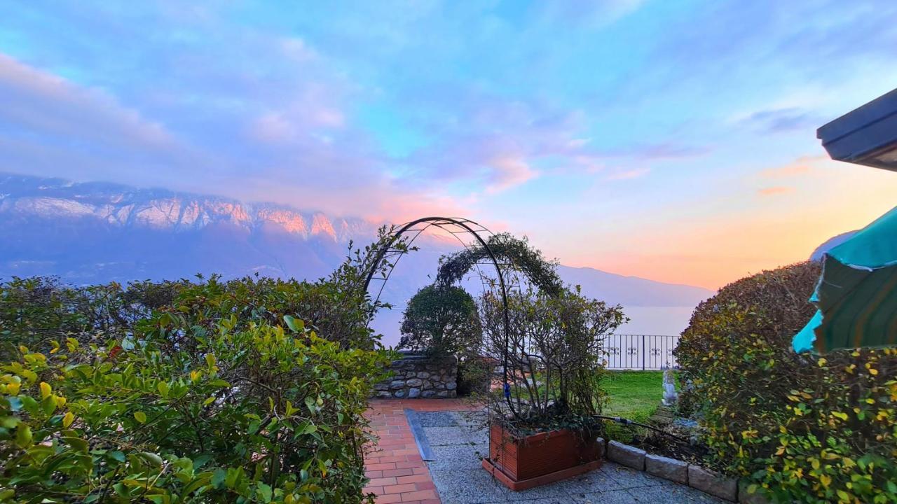 Casa Elka Residence Lake View And Pool By Garda Domus Mea Pieve  Dış mekan fotoğraf