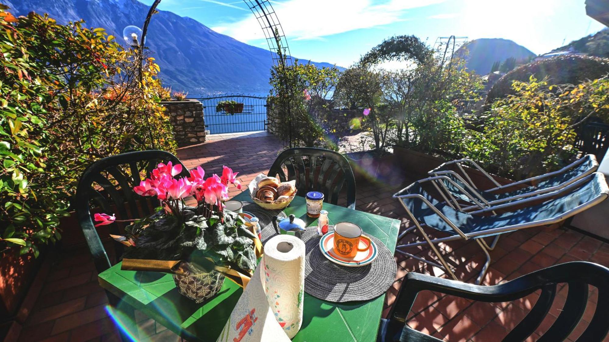 Casa Elka Residence Lake View And Pool By Garda Domus Mea Pieve  Dış mekan fotoğraf