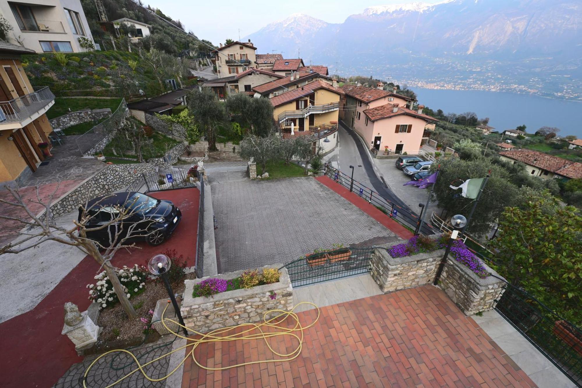 Casa Elka Residence Lake View And Pool By Garda Domus Mea Pieve  Dış mekan fotoğraf